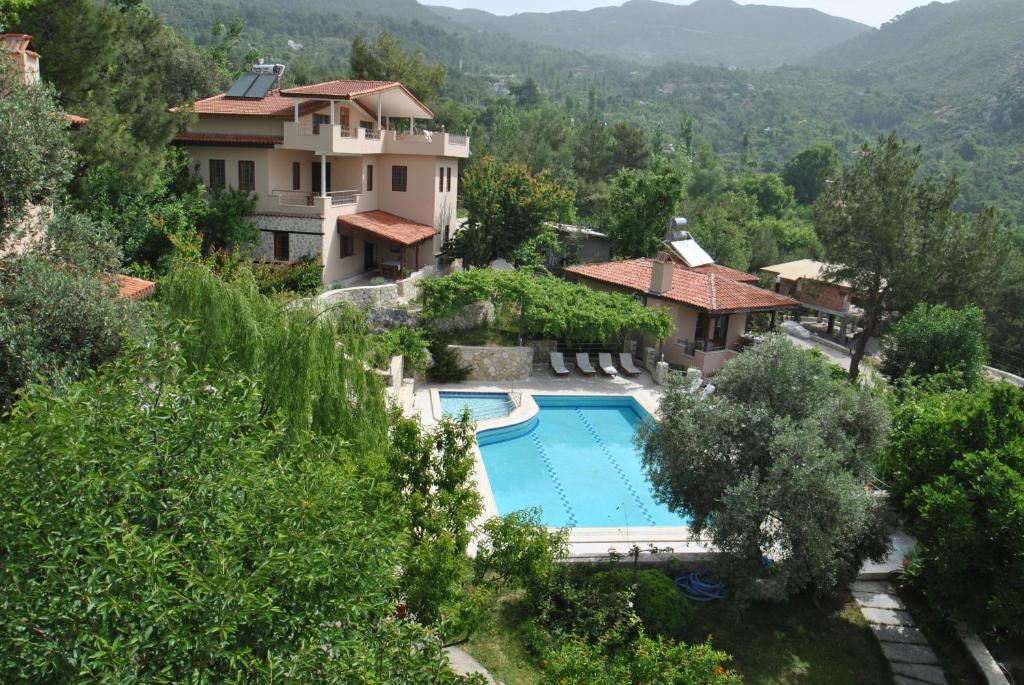 Kleo Hotel