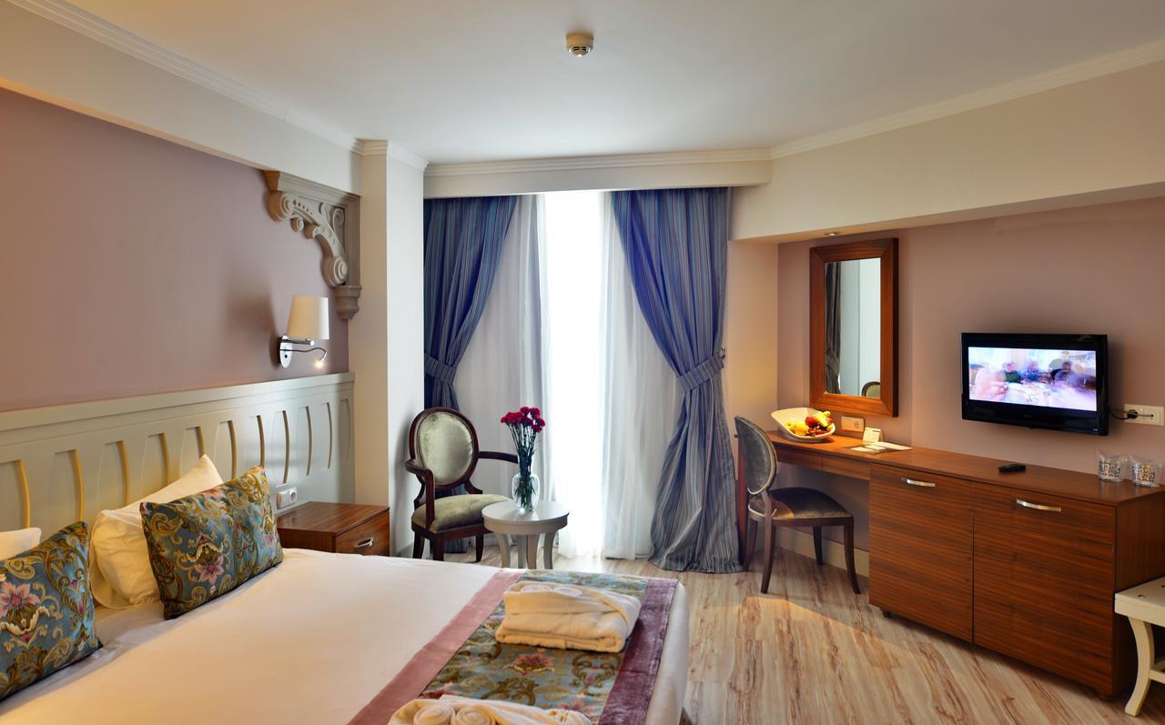 Crown Serenity Ultra 5* Side