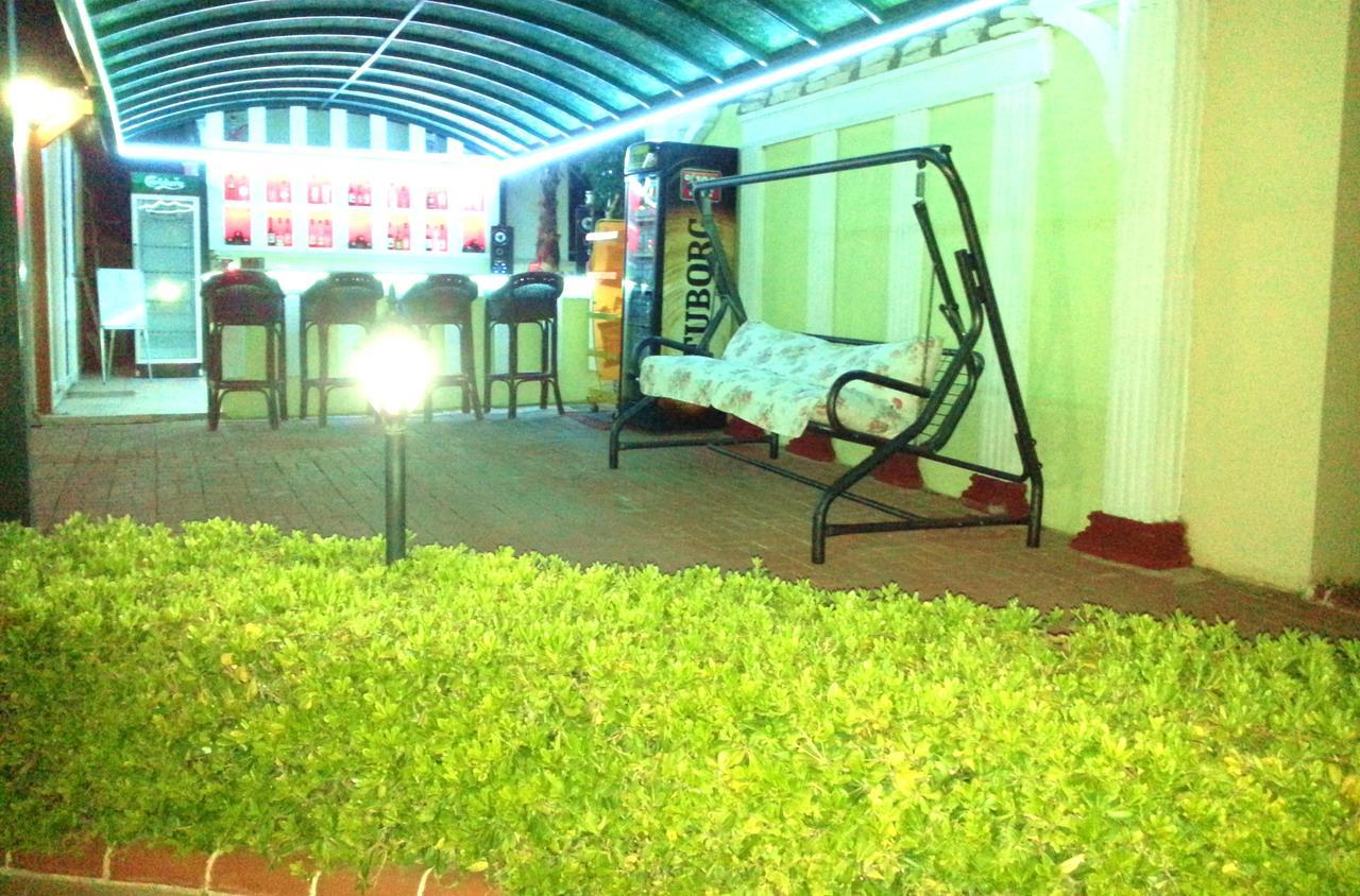 Summer Rose Hotel Side