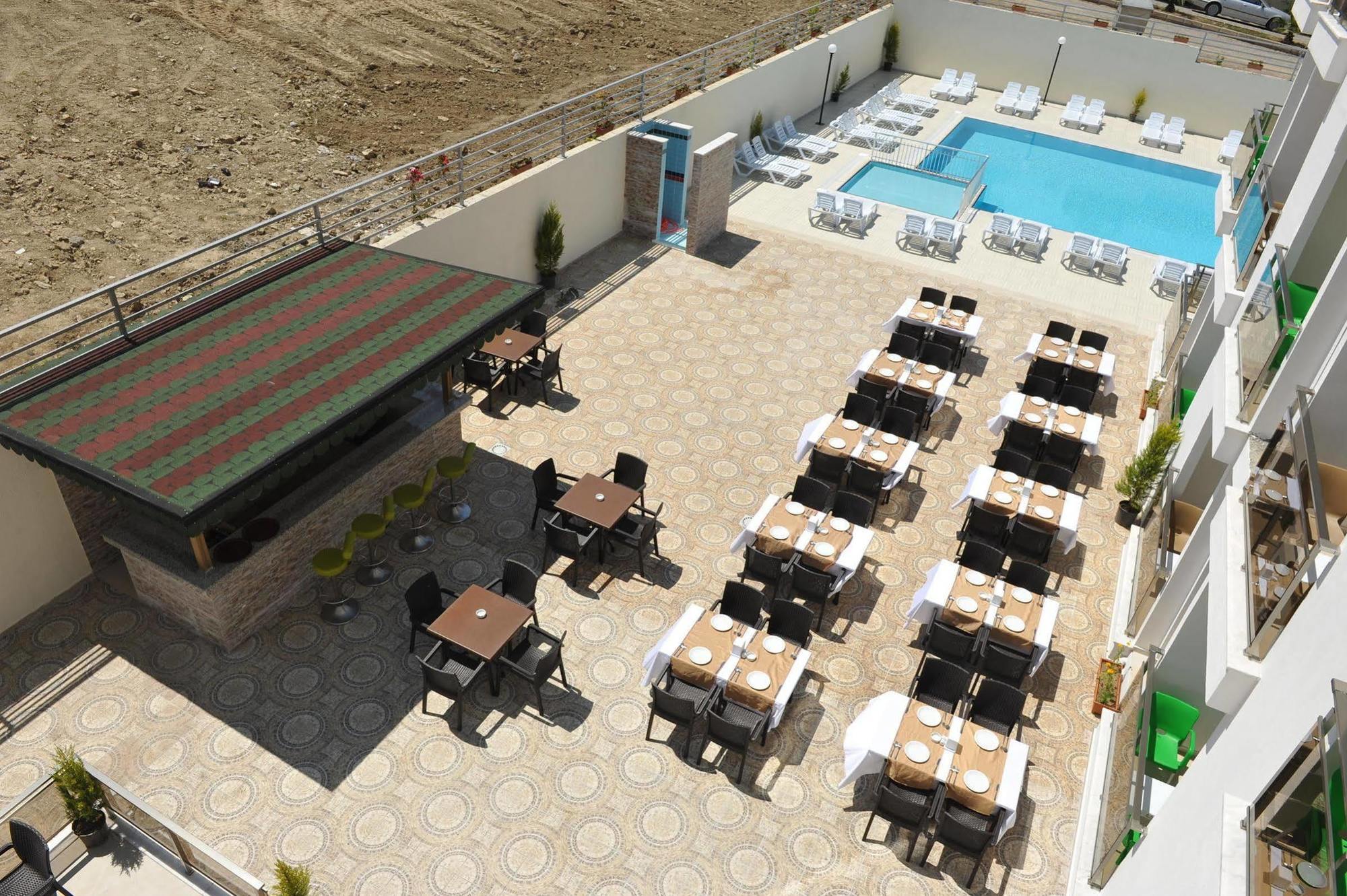 Hotel Harmony