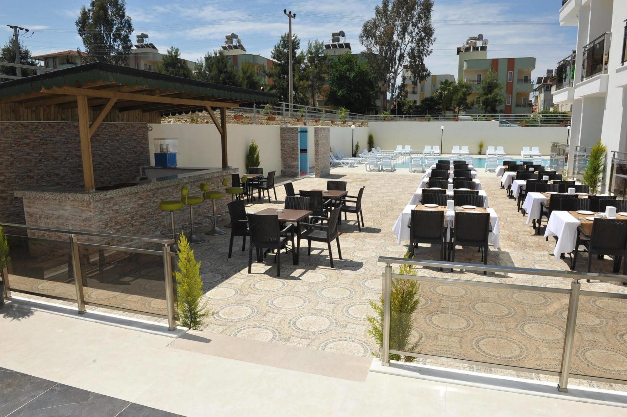 Hotel Harmony Side