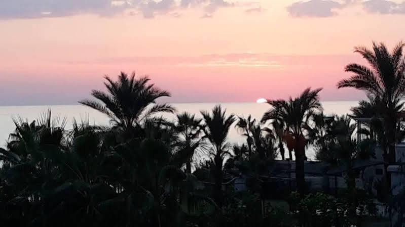 Rheme Beach Hotel