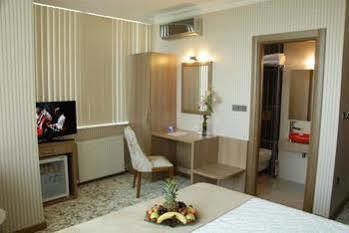 Lounge Hotel