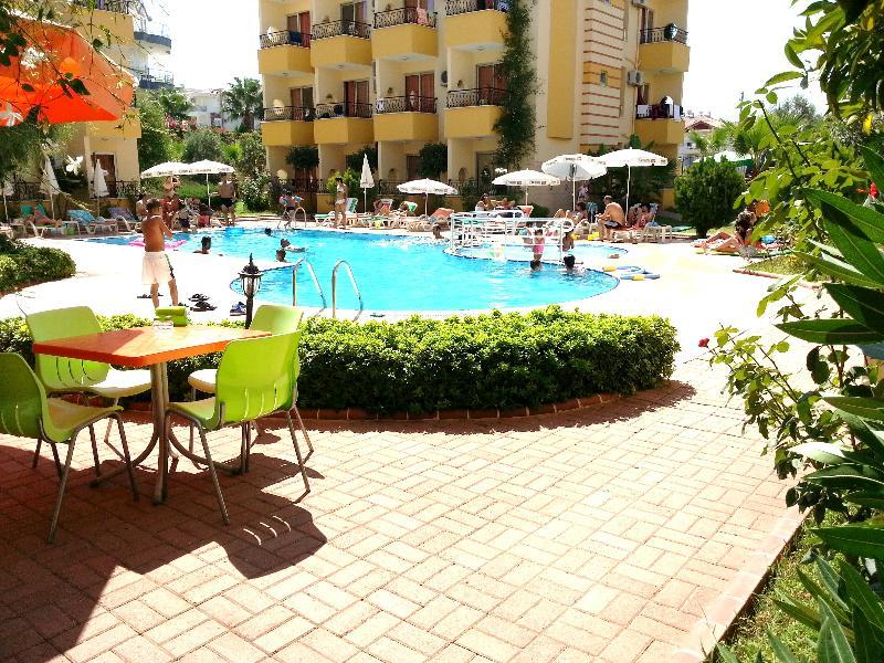 Summer Rose Hotel