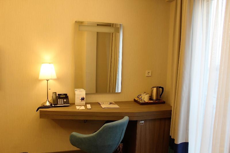 Hotel Trip Bosphorus Taksim 4*