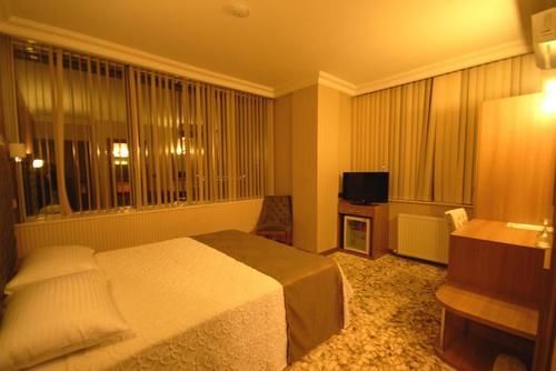 Hotel Lounge Hotel 2*