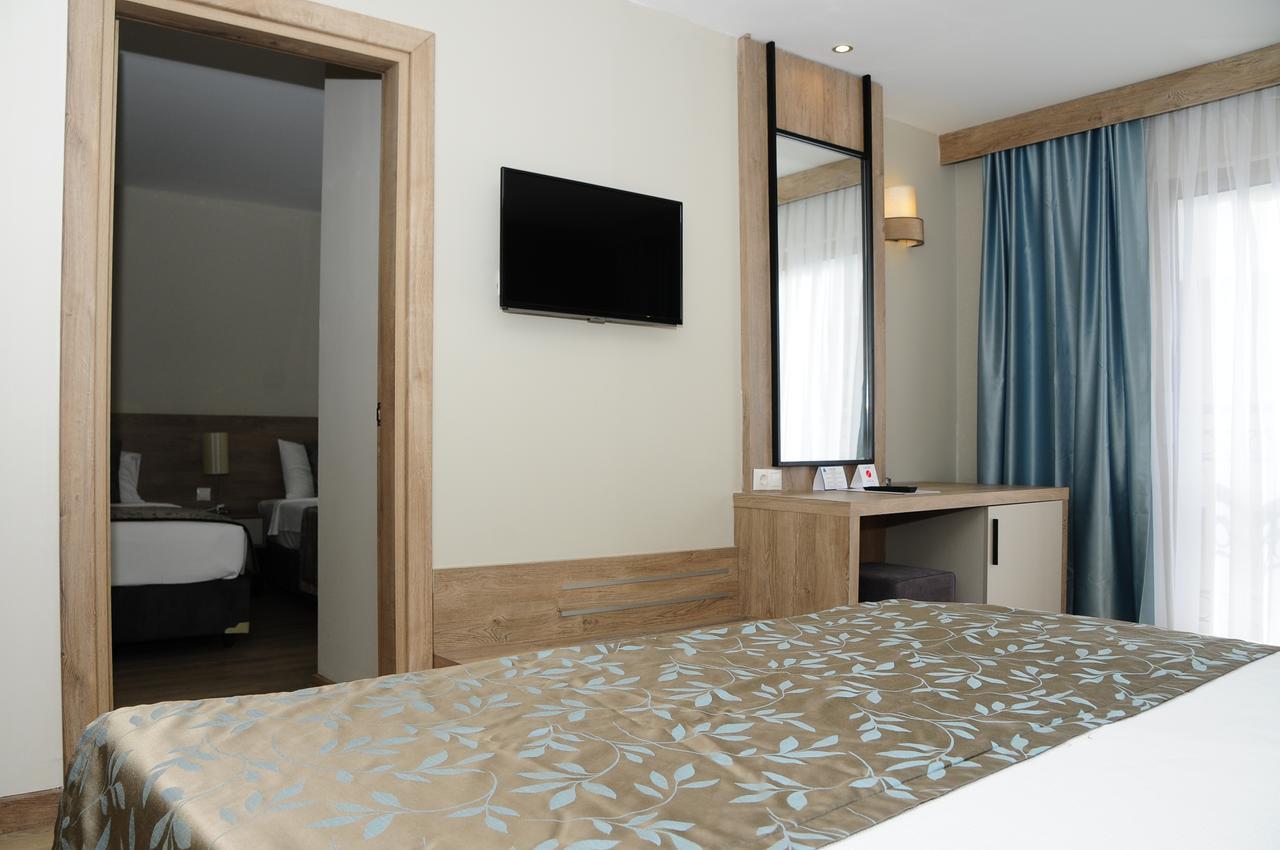 Hotel Lucida Camyuva