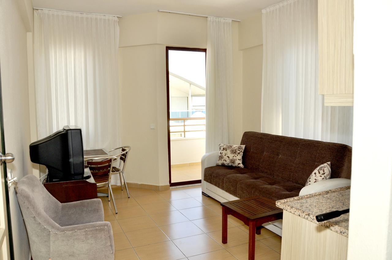 Aparthotel Magi 2*