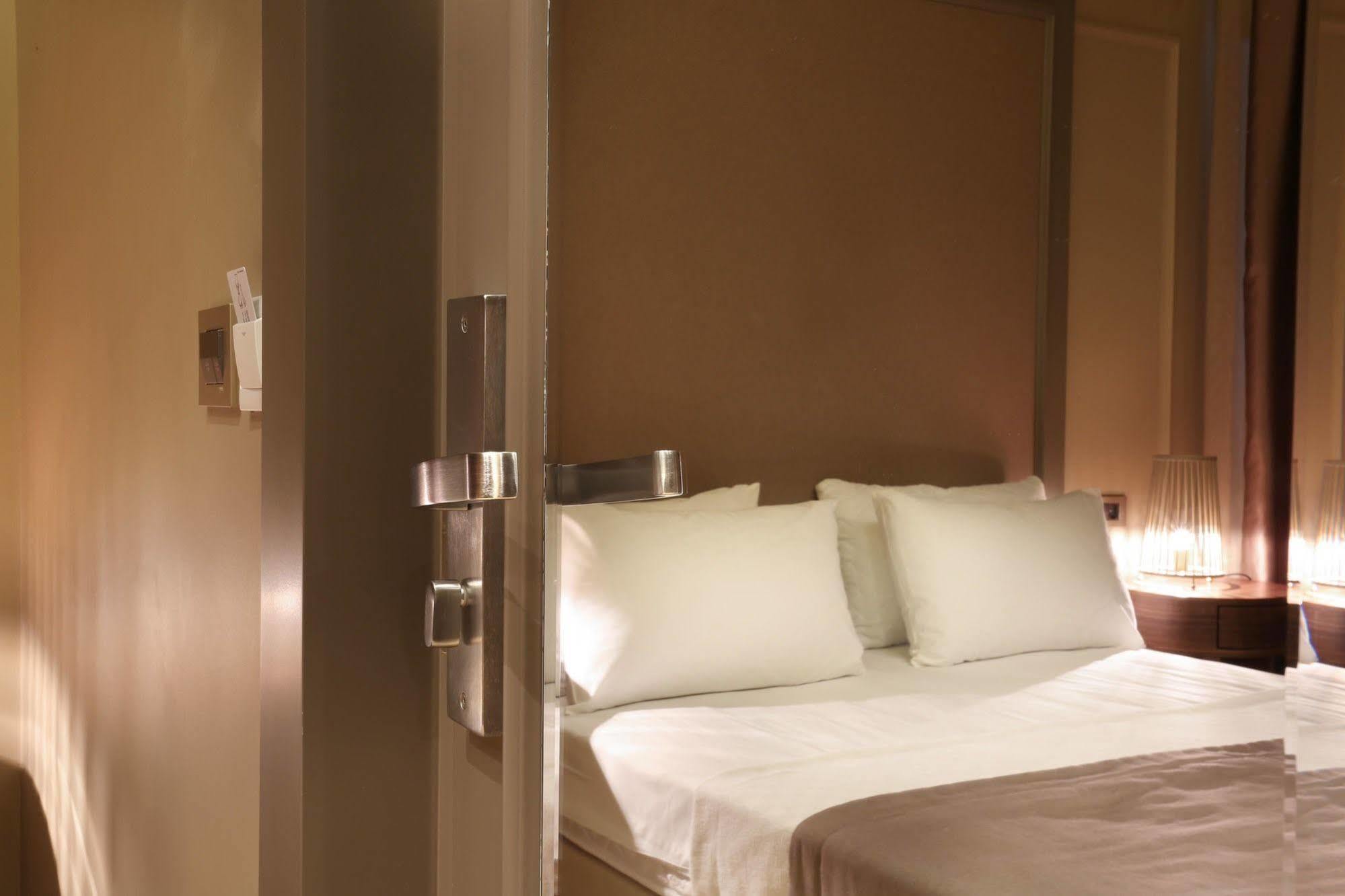 Taksim Premium 3*