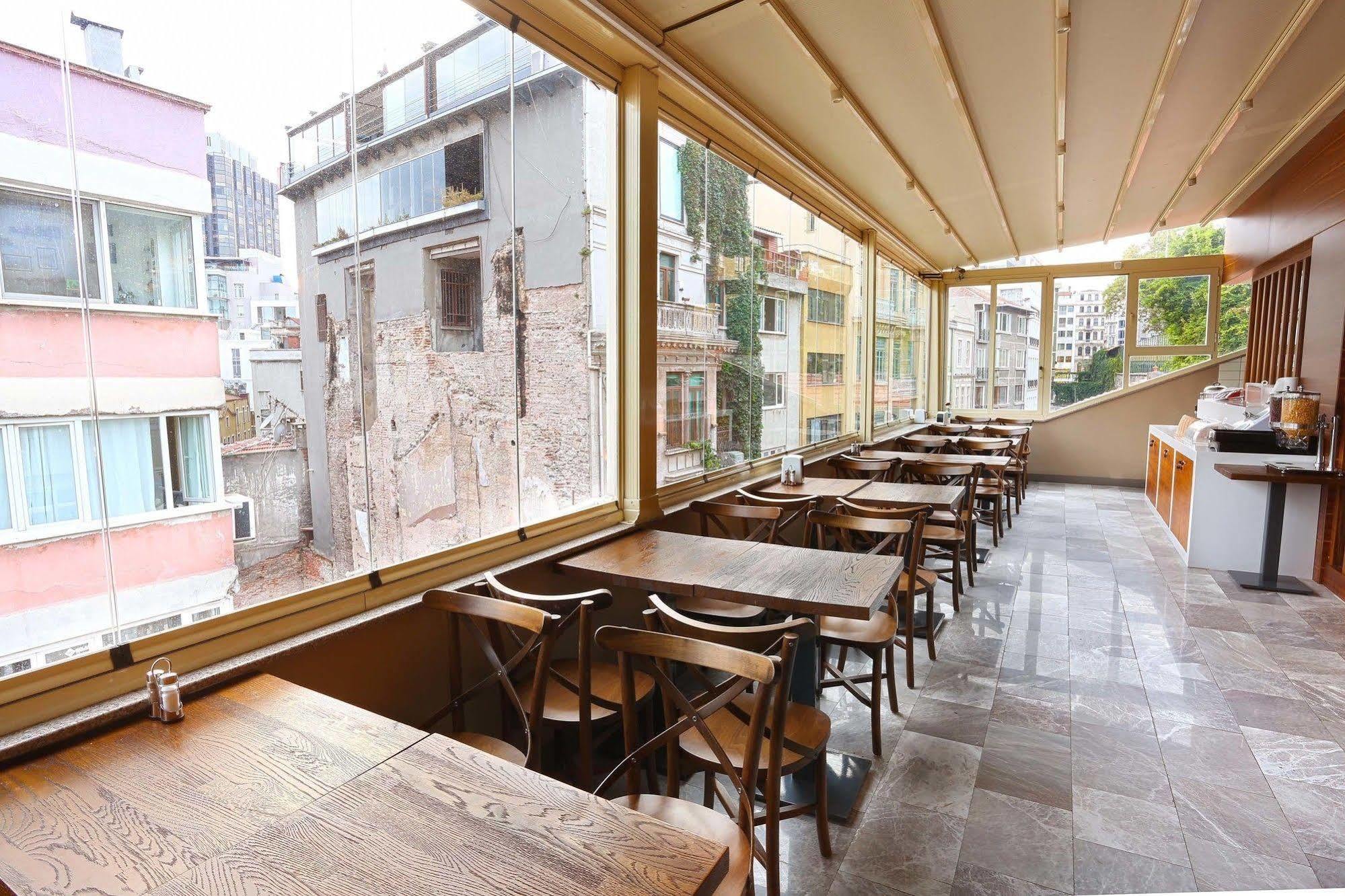 Hotel Taksim Premium