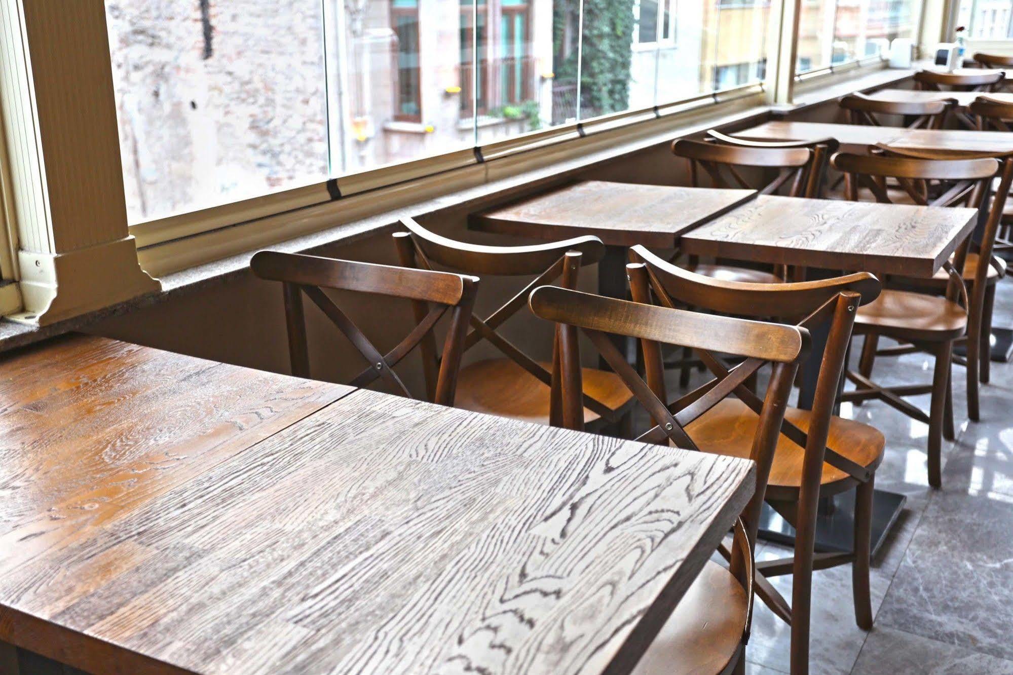 Hotel Taksim Premium 3*