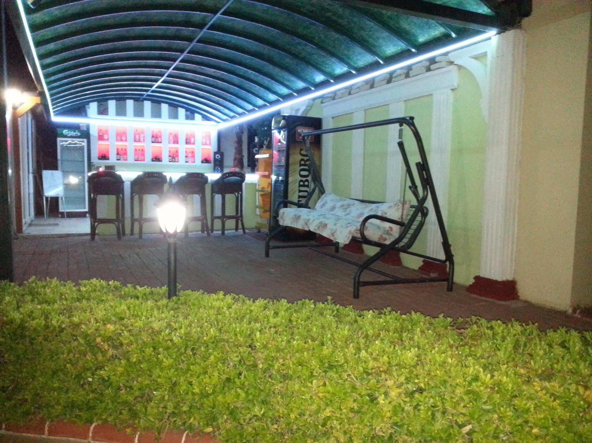 Summer Rose Hotel