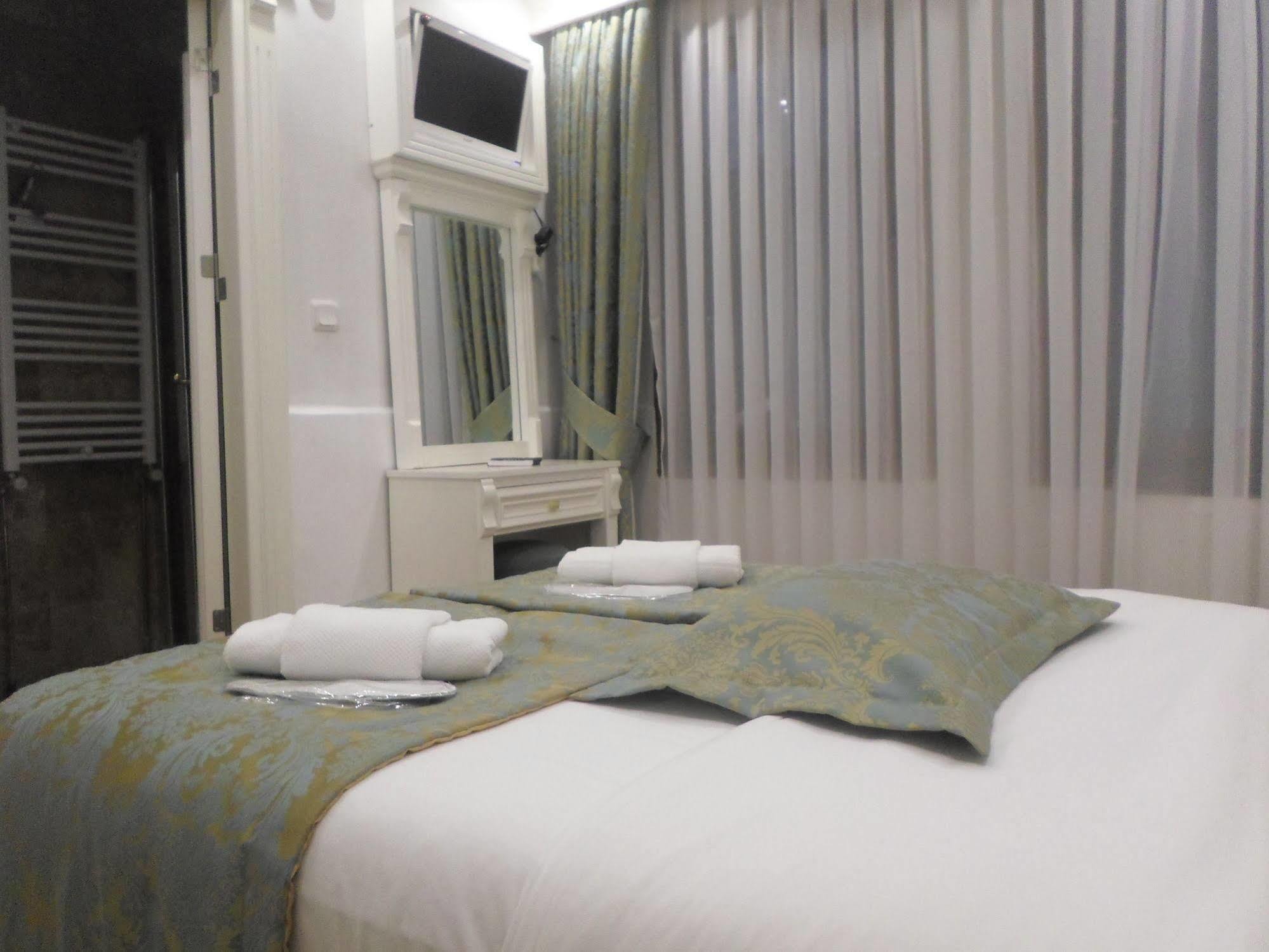 Hotel La Petite Maison Istanbul