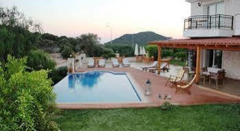 Lumina Villa