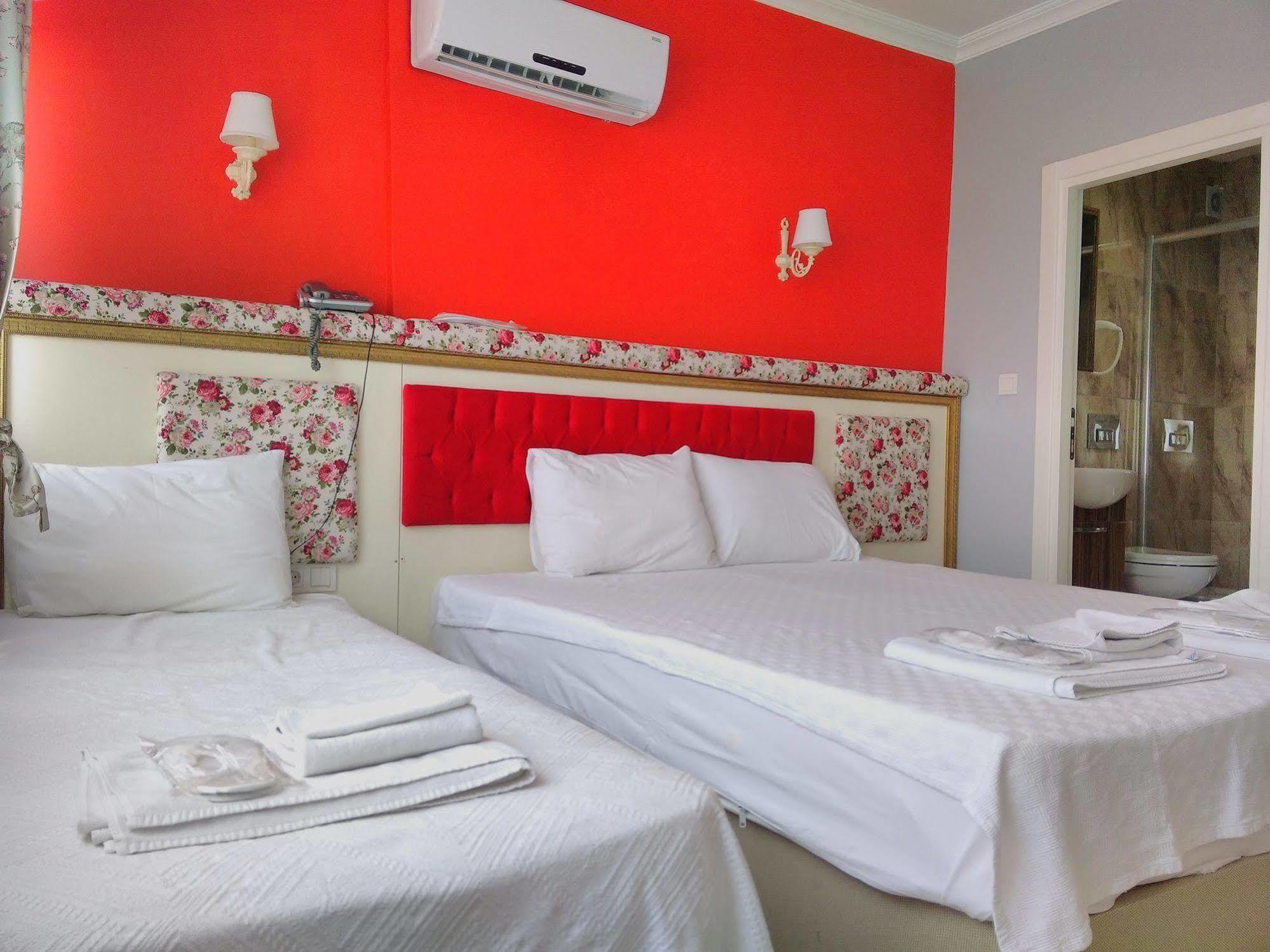 Nova Roma Hotel 3*