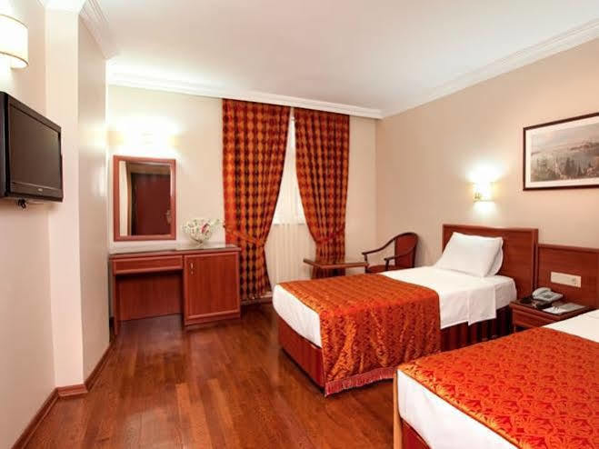 Grand Halic Goldenhorn Istanbul