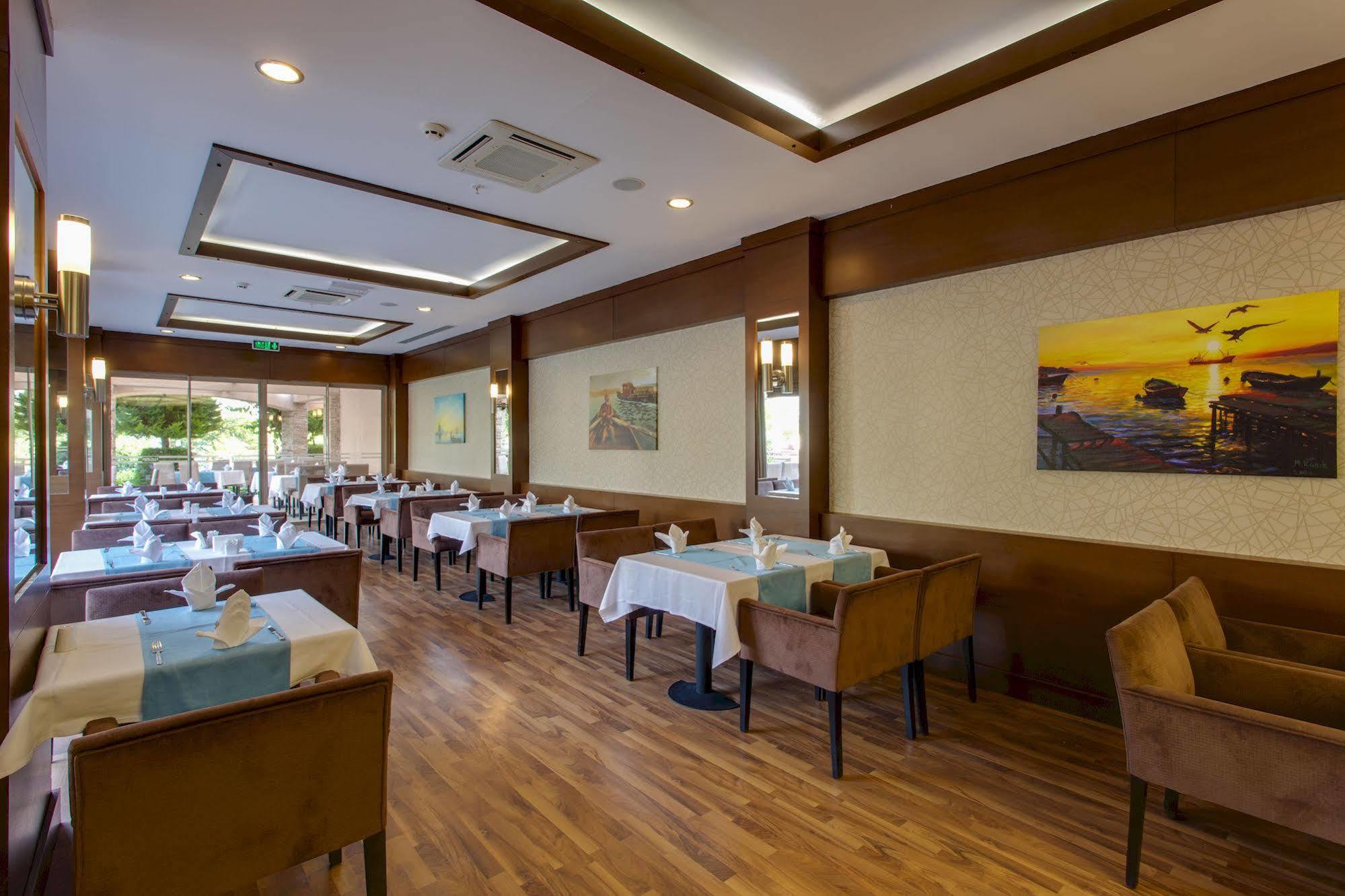 Lucida Hotel 5*
