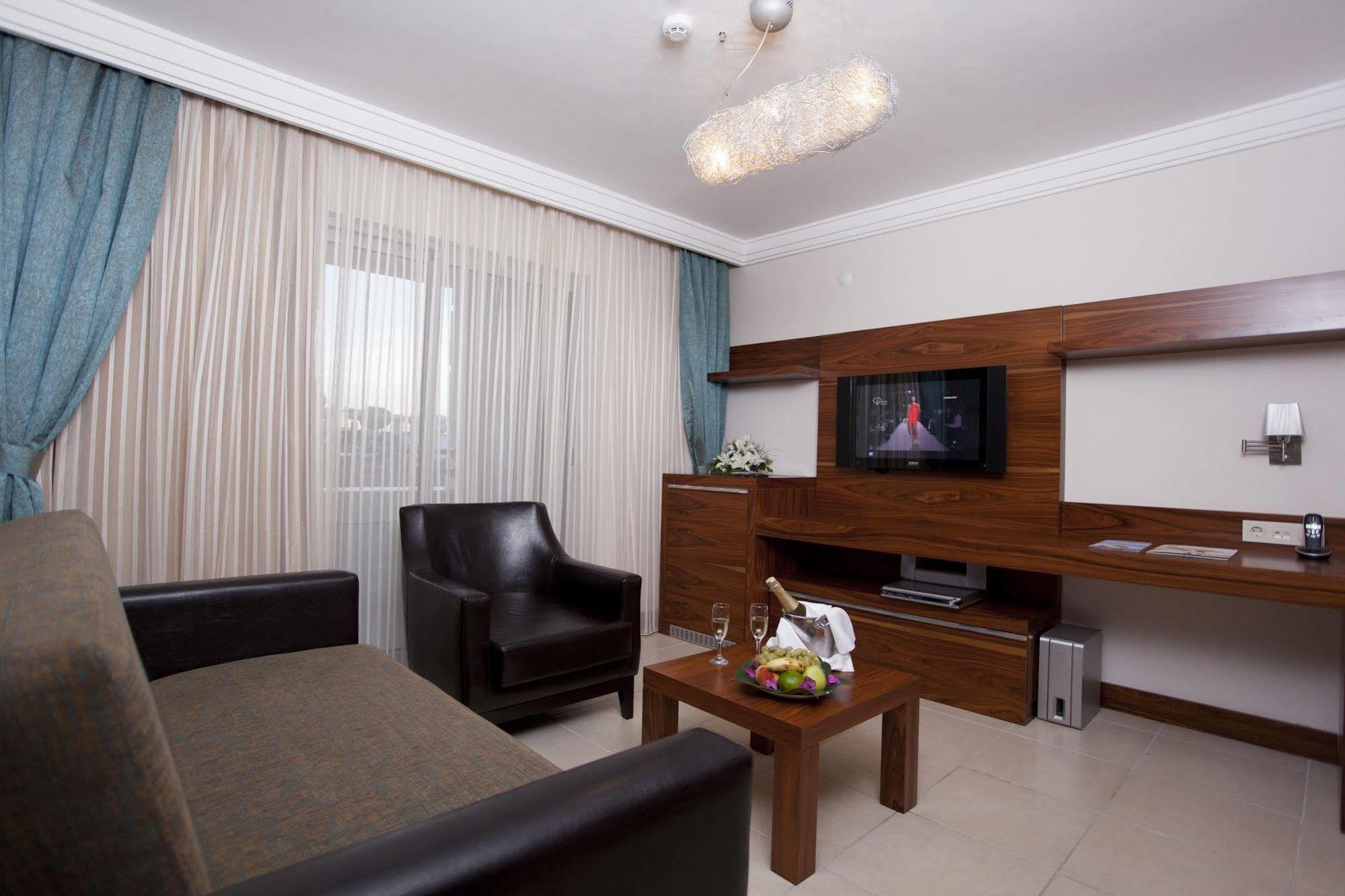 Xperia Grand Bali (adults Only)