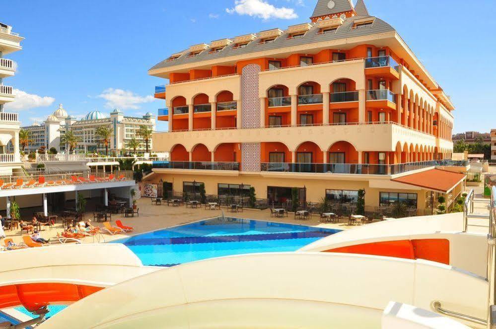 Orange Palace Hotel Side