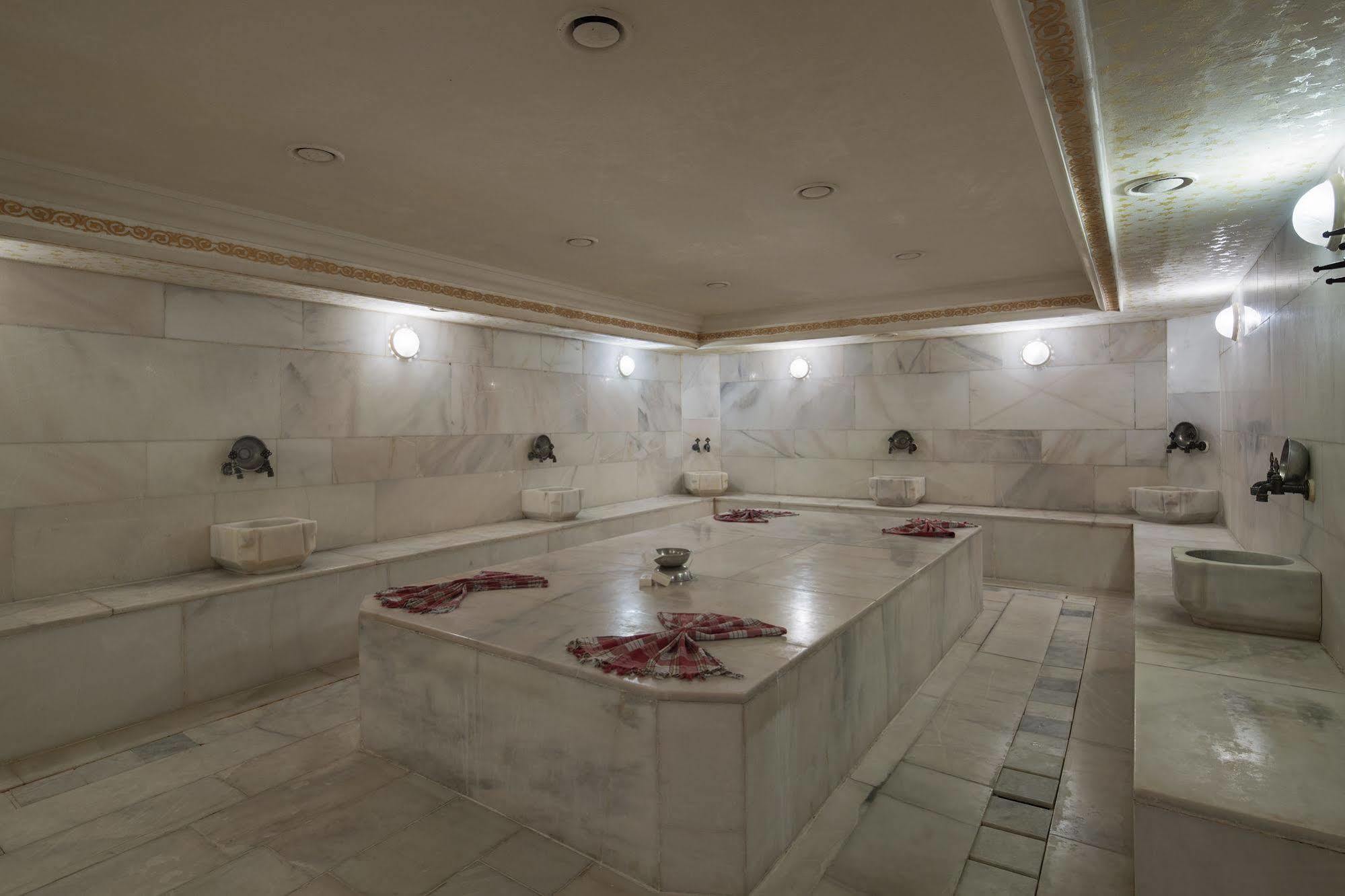 Larissa Hotel 3*