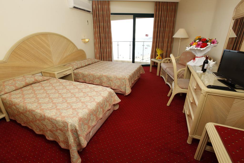 Resort Aska Just In