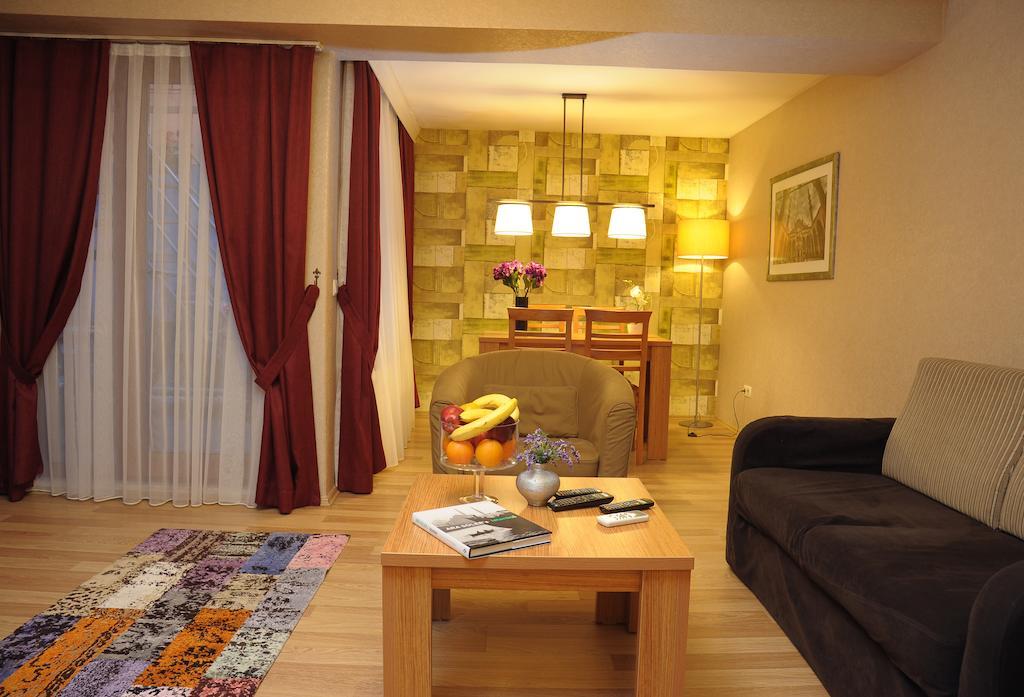 Three Apples Taksim Aparthotel 3*