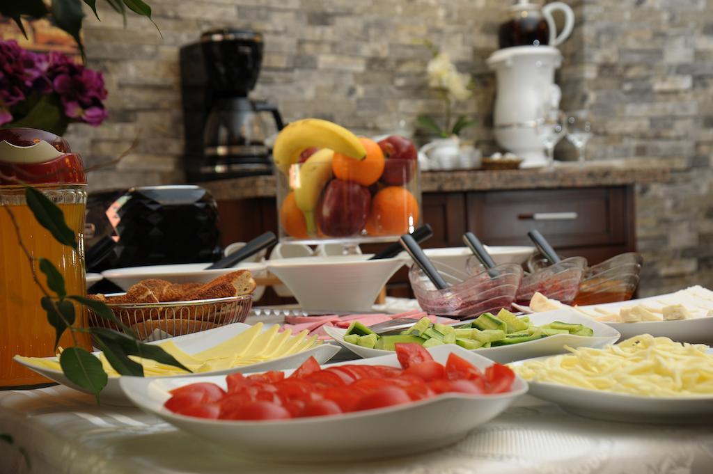 Aparthotel Three Apples Taksim