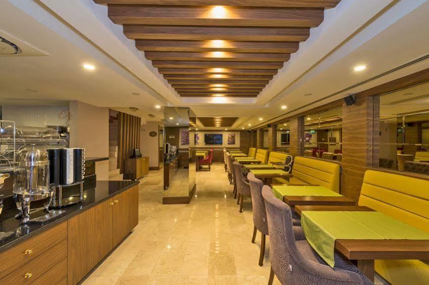 Hotel Darkmen 3*