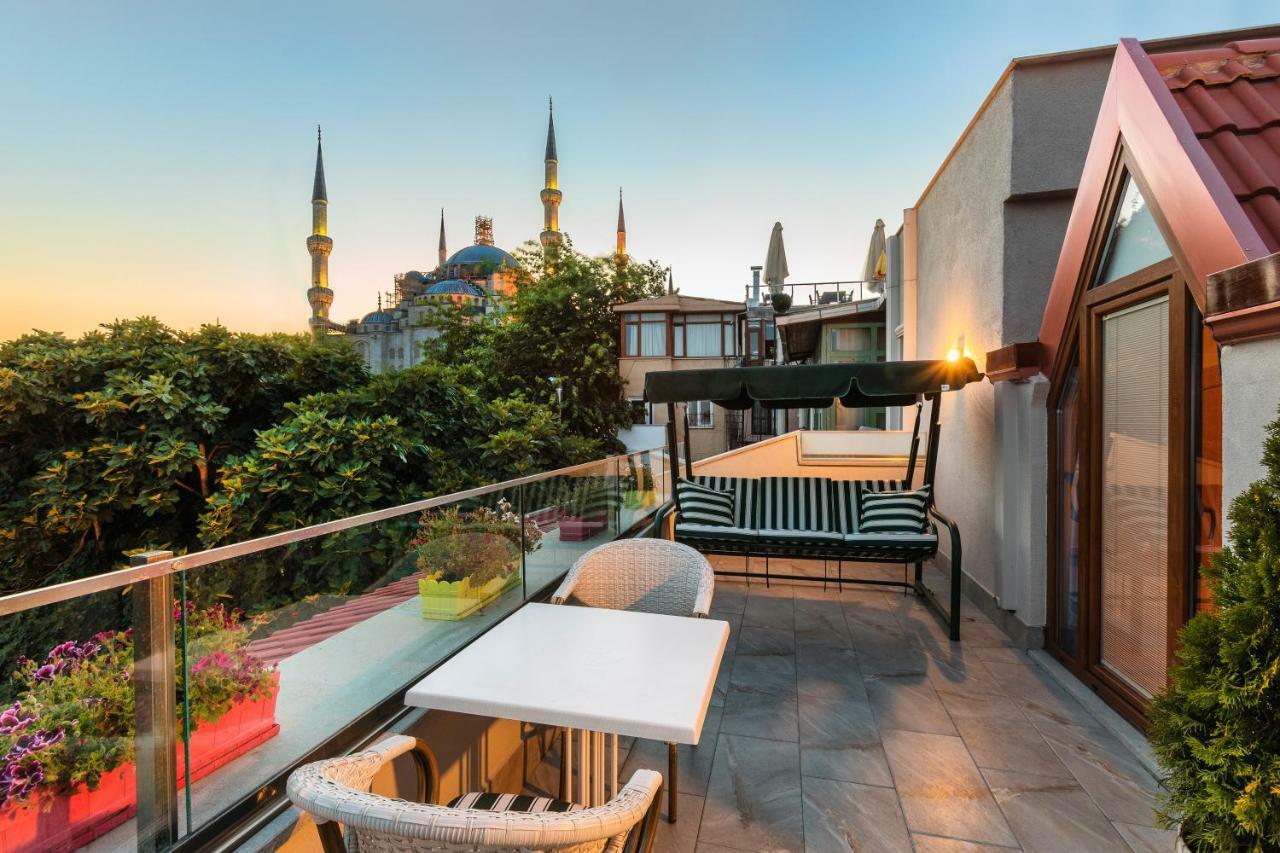 Obelisk & Istanbul
