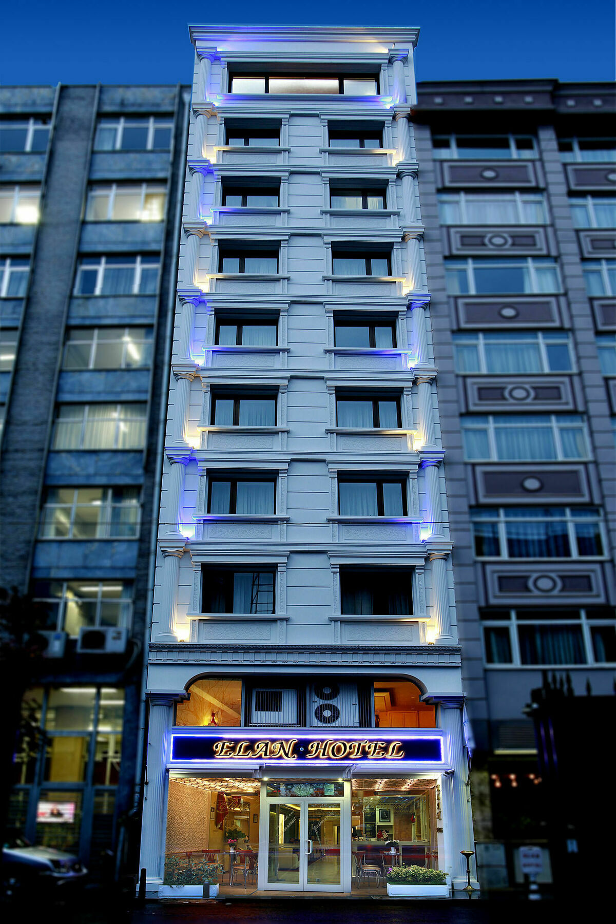 Elan Pera Hotel 3*