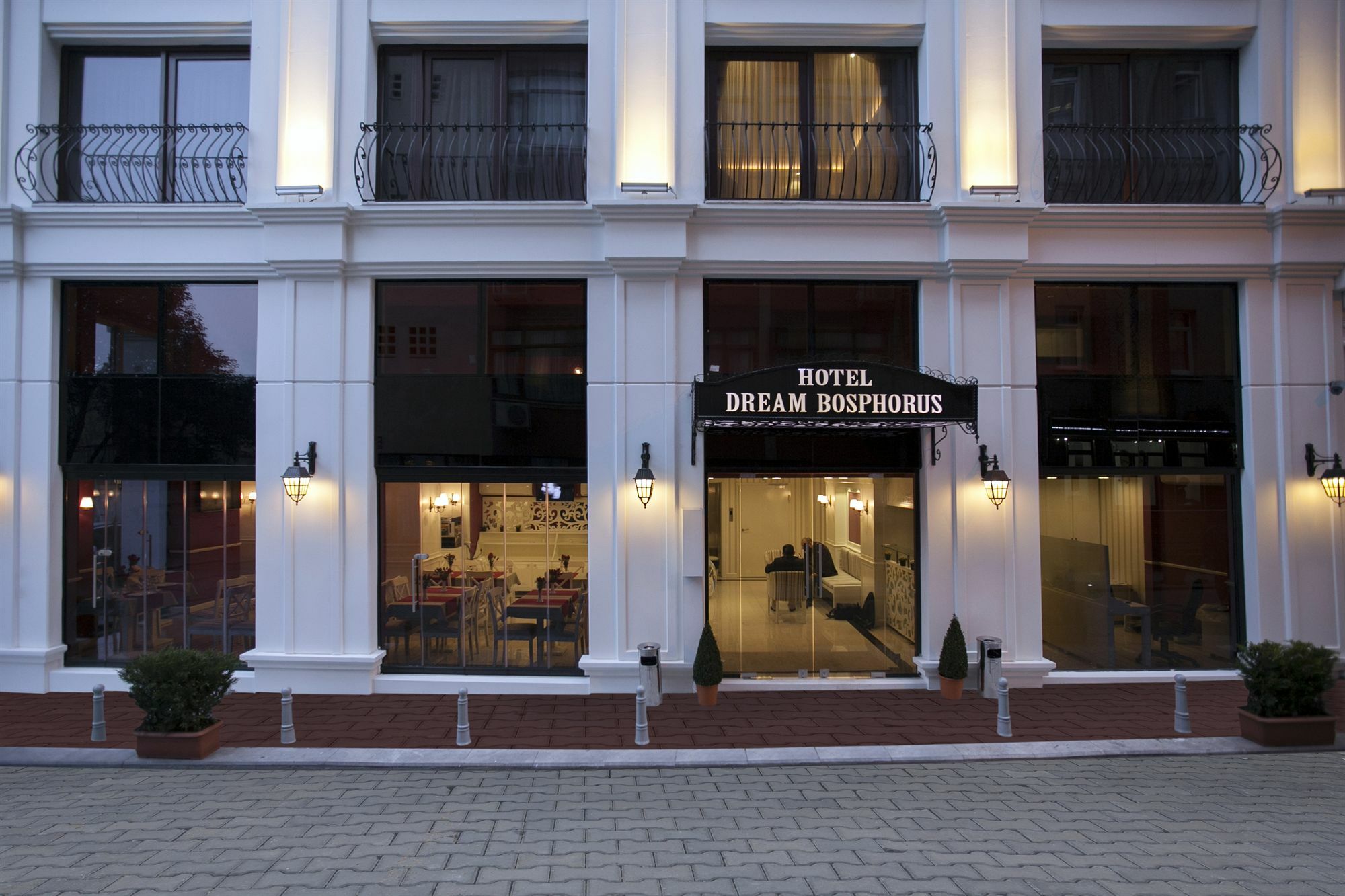 Dream Bosphorus Hotel 3*