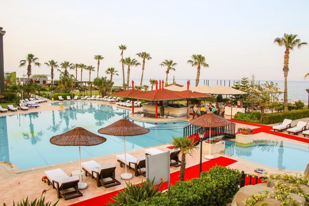 Armas Labada Kemer
