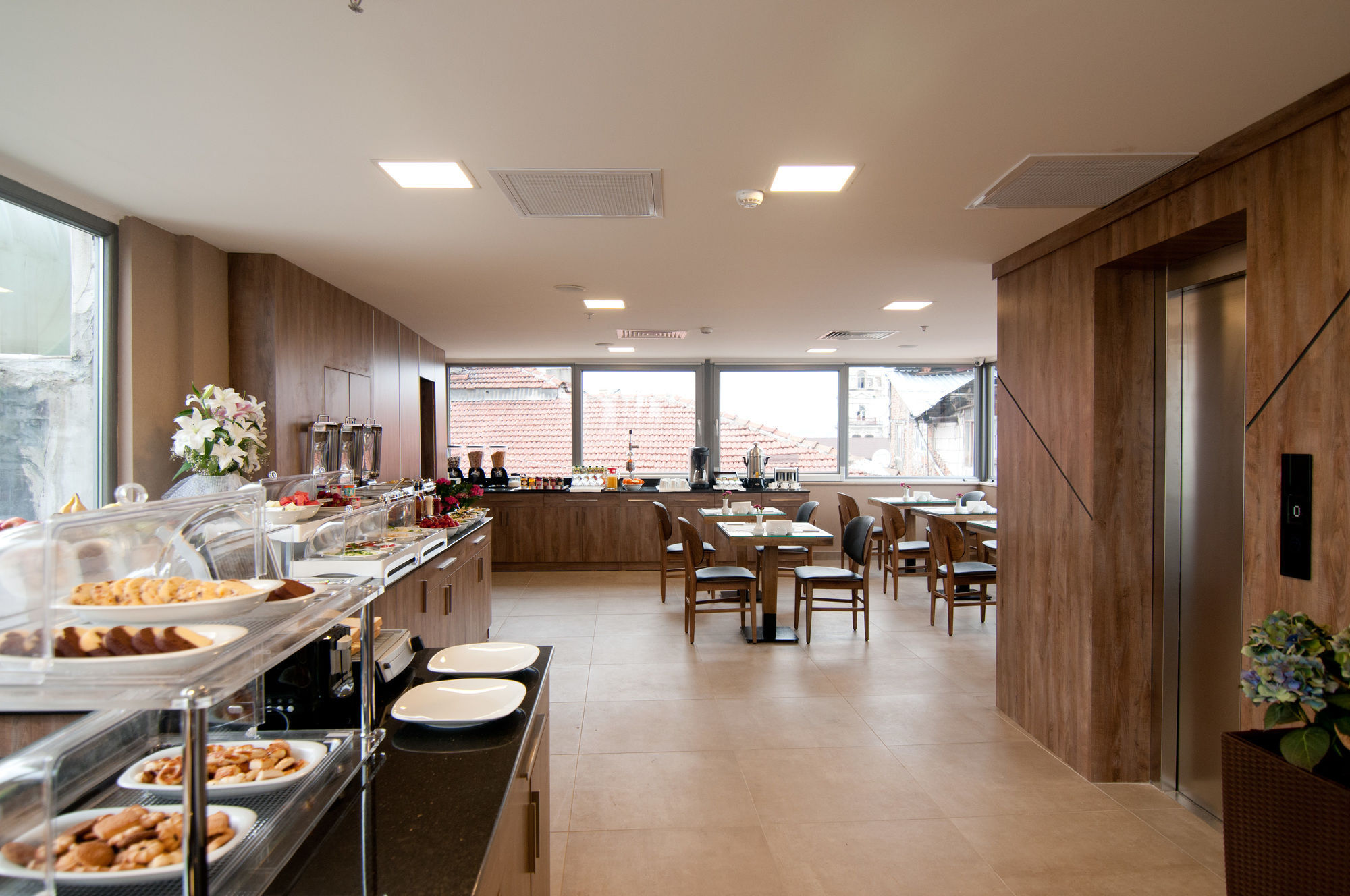 Ayramin Deluxe Hotel Taksim 2*