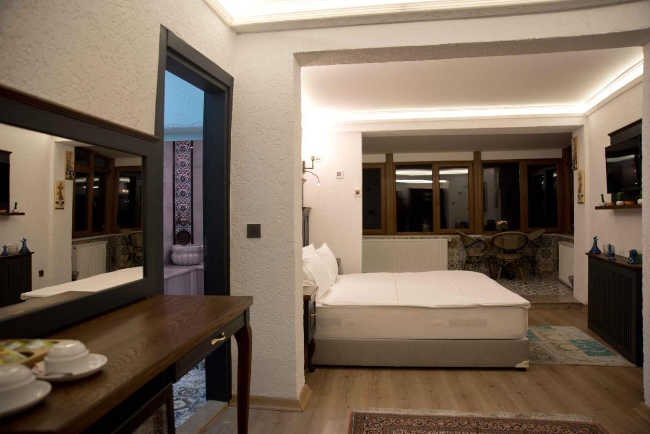 Blue Tuana Old 3*
