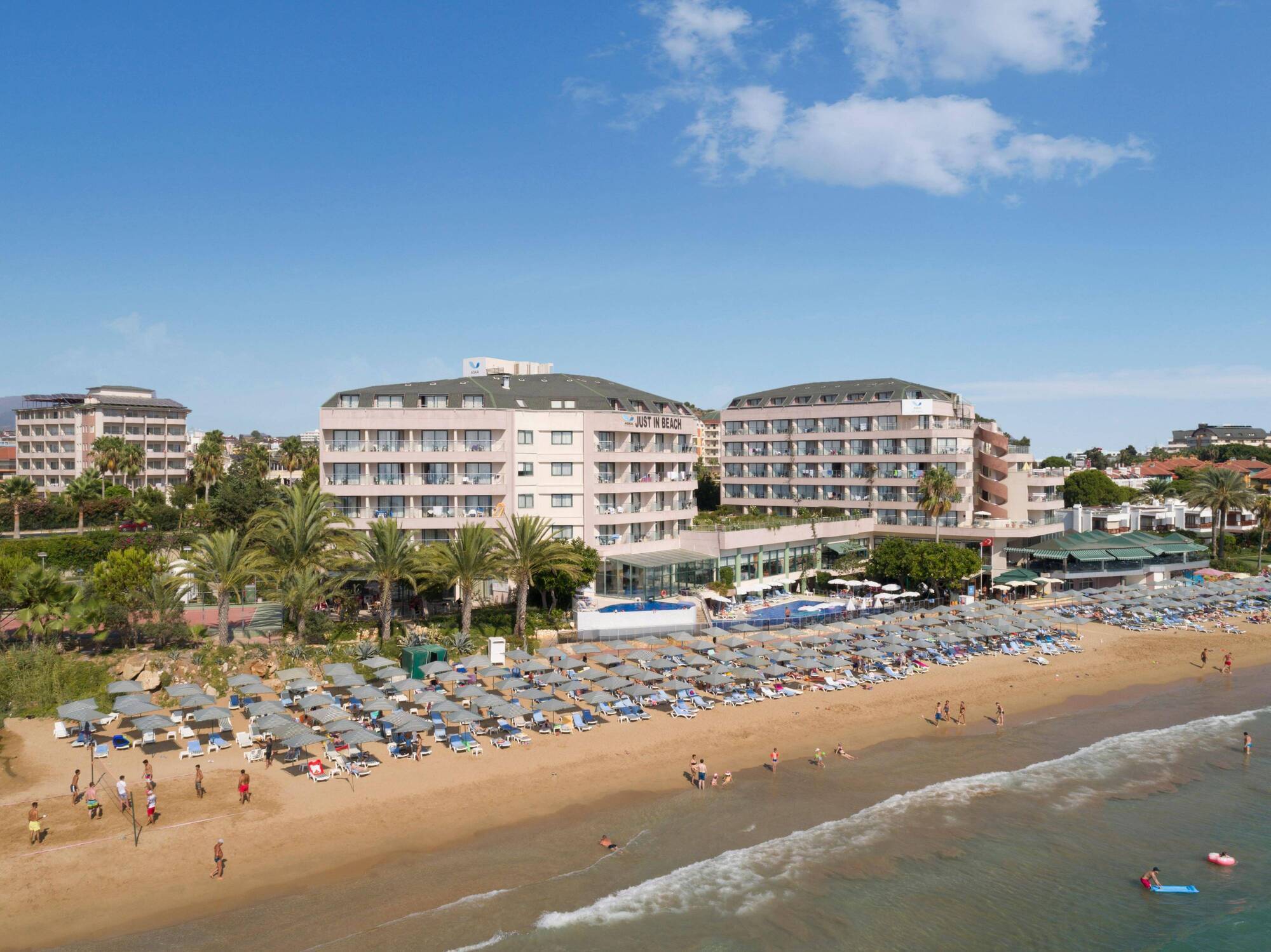 Resort Aska Just In Avsallar