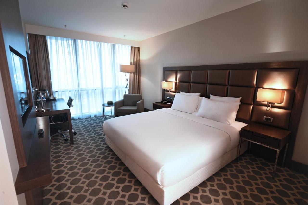 Mercure West & Convention Center 5*