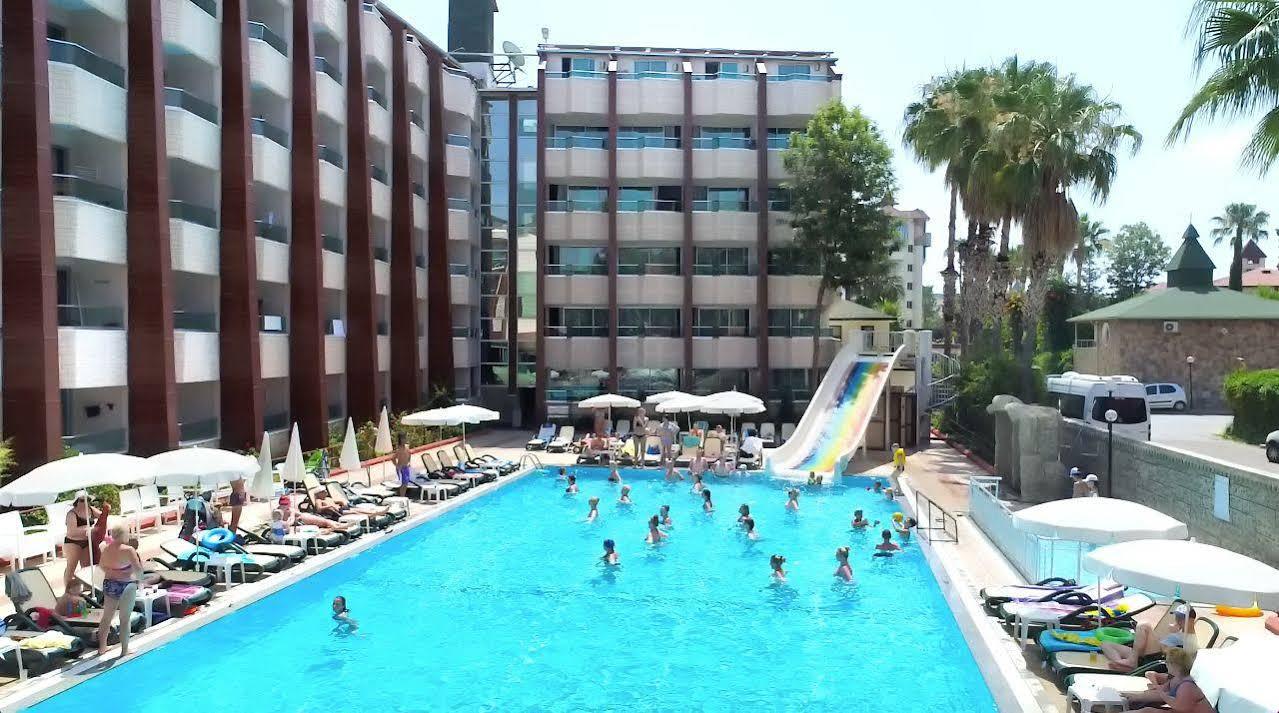 Hotel Club Tess