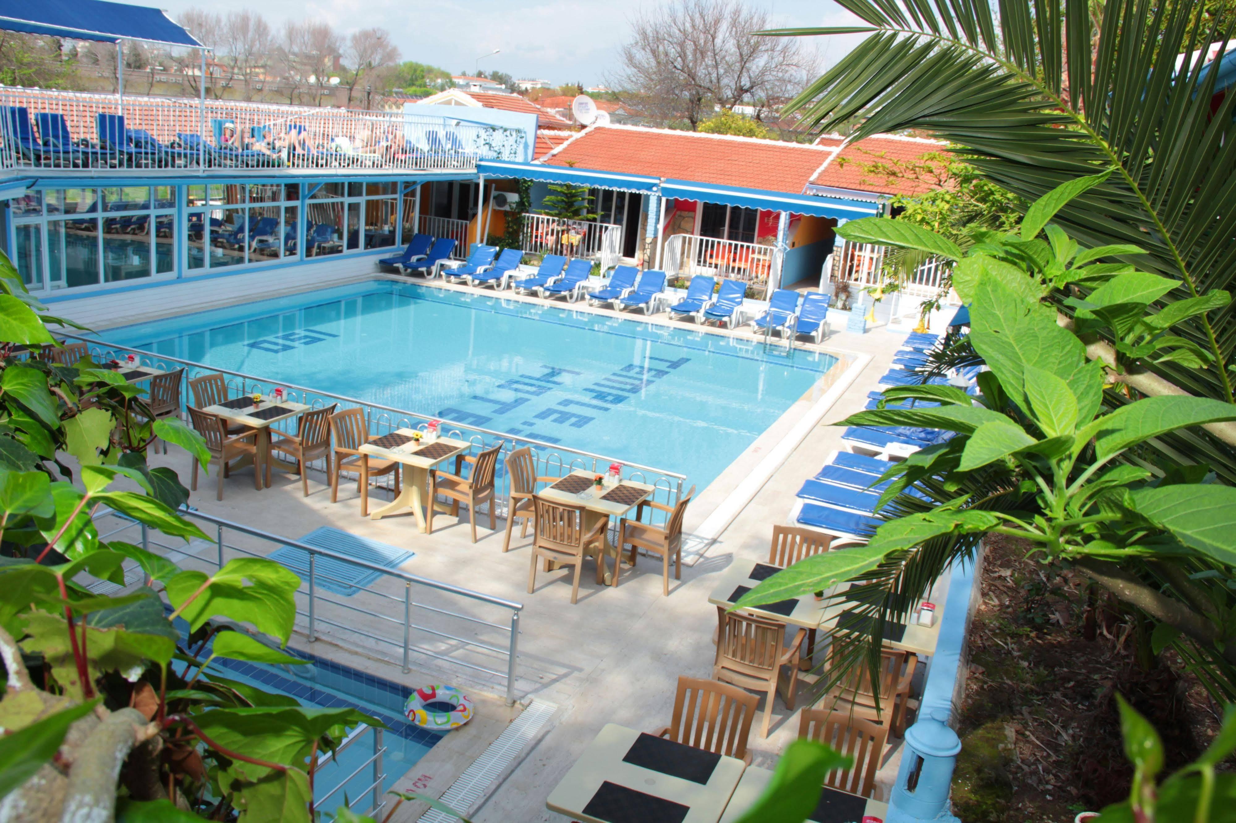 Temple Hotel Side
