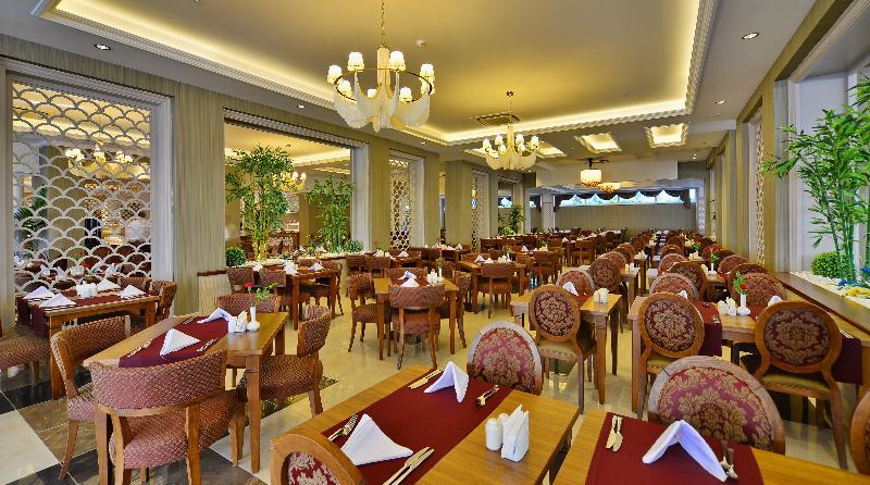 Hotel Crown Serenity Ultra